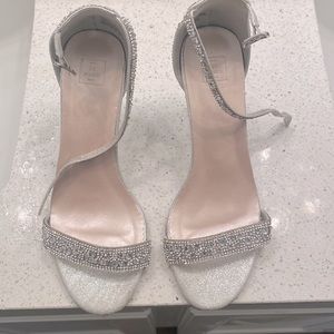 Brand New David’s Bridal Shows For Any Outing Occasion